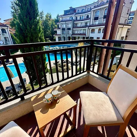 Bright With Pool View In Vineyards Aheloy
